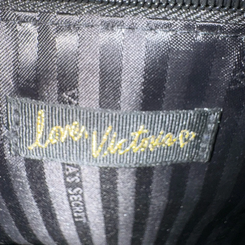 Victoria’s Secret Patch City Backpack with Matching - Picture 6 of 6